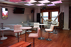 UNDERGROUND FRIDAYS - KORO LOVA